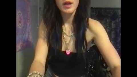 kittycatkendra online show from January 6, 1:30 pm