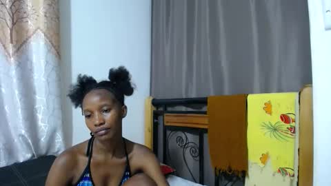 Fay online show from April 11, 5:06 pm