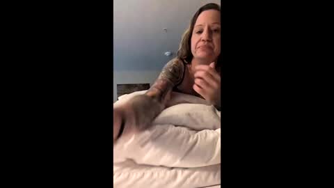 kittykat175154 online show from June 7, 1:44 am