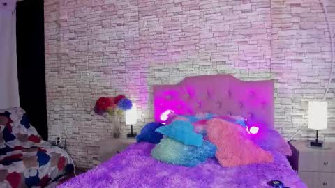 Snapshot of kittyqueen01 chatting on October 21, 5:12 am Tatiana Guerrero online show from October 21, 5:12 am