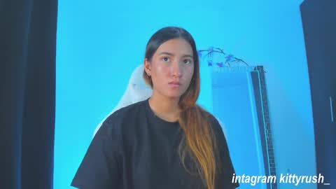 kitty online show from February 6, 11:51 pm