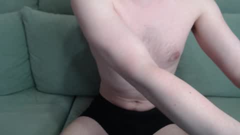 Snapshot of kittysweety_alex1 chatting on March 3, 11:03 pm kittysweety_alex1 online show from March 3, 11:03 pm