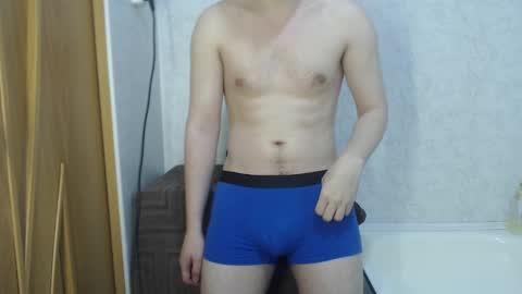 Snapshot of kittysweety_alex1 chatting on February 10, 7:49 pm kittysweety_alex1 online show from February 10, 7:49 pm