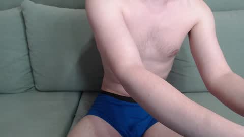 Snapshot of kittysweety_alex1 chatting on February 17, 7:44 pm kittysweety_alex1 online show from February 17, 7:44 pm