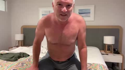 Silver Fox Daddy online show from December 15, 7:46 am