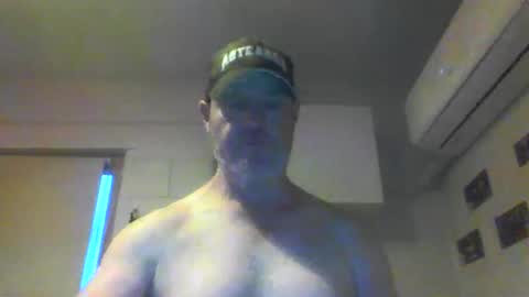 kiwiguy19773 online show from January 27, 7:56 am