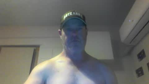 kiwiguy19773 online show from January 25, 8:31 am