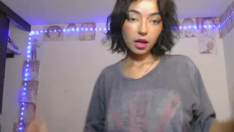 kiyu online show from March 9, 2:05 am