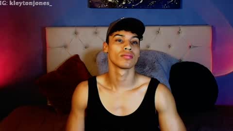 klaton__ online show from May 6, 2:06 am