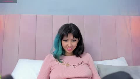 Kleo online show from April 18, 7:58 pm