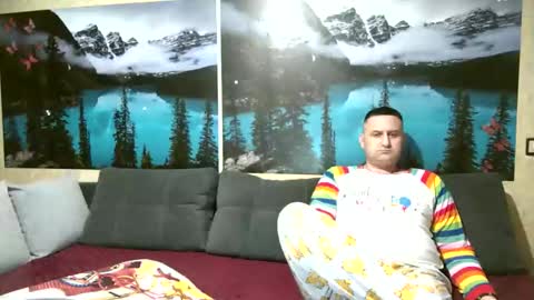 Kleosnow online show from October 18, 6:56 pm