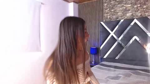 Kloe online show from November 13, 2:20 pm