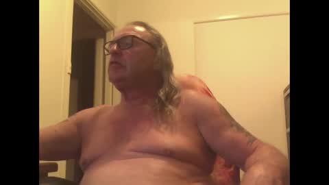 knobout online show from December 18, 1:39 pm