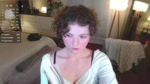 knowlita  online show from December 22, 1:33 pm