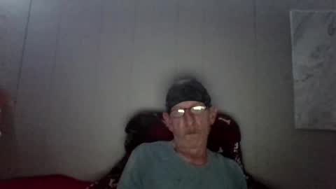 kodiakpm1 online show from October 25, 7:19 am