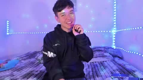 kody_sexy online show from April 23, 10:11 pm