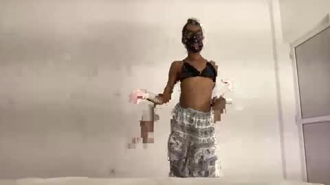 koifemboy online show from May 19, 12:45 pm