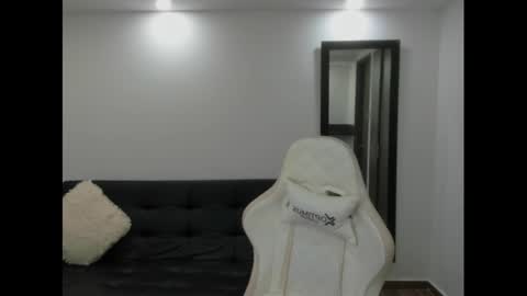 Julieta online show from December 24, 3:05 am