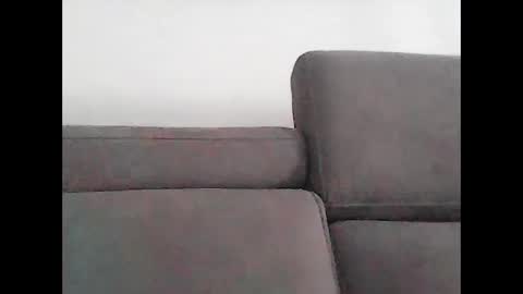 Snapshot of konsty17 chatting on October 16, 12:10 am konsty17 online show from October 16, 12:10 am