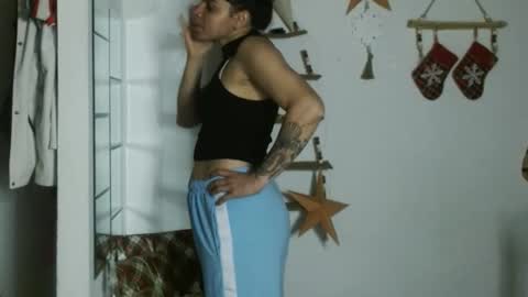 Karoll online show from December 14, 2:29 am