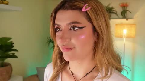 Kore online show from March 21, 7:29 pm