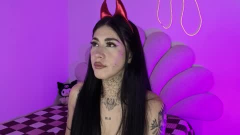 korolova online show from May 18, 1:37 am