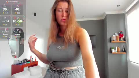 Twiix online show from November 26, 3:09 pm