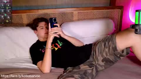 Danny online show from September 19, 11:36 am