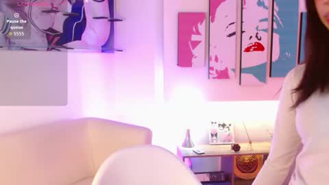 Elizabeth online show from January 13, 12:13 pm