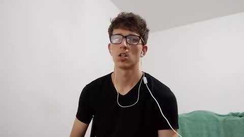 Facu online show from February 27, 1:28 pm