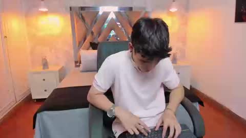 Kraven online show from September 18, 4:49 am