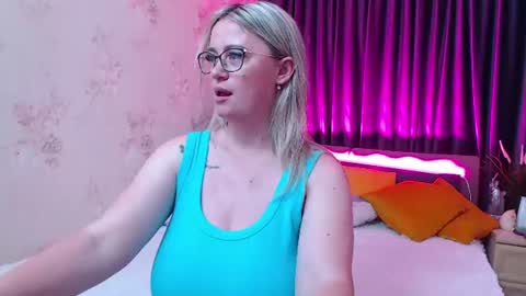 Kriss online show from June 16, 1:26 pm