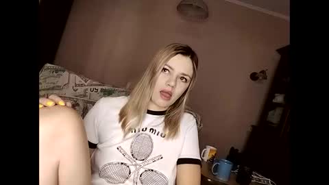 KrissSexi online show from February 11, 4:55 am