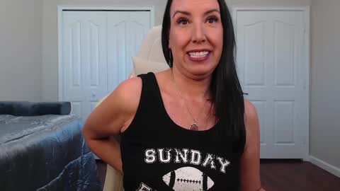 Krissy online show from February 9, 3:01 pm