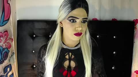 kristal_queen01 online show from May 22, 6:53 am