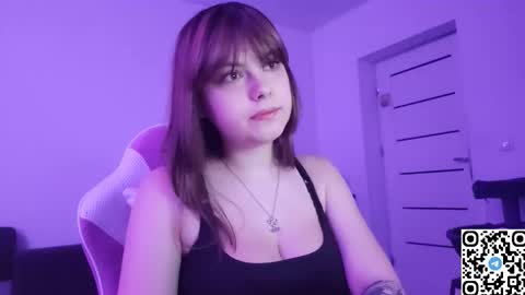 Christie online show from November 6, 6:00 pm