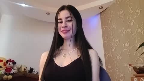 Stella online show from May 30, 4:49 pm