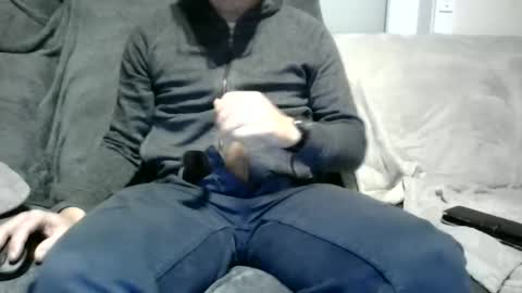 kristoffer220 online show from December 3, 7:47 pm