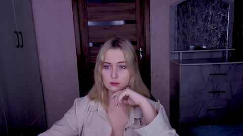 Kristy online show from February 21, 9:51 pm