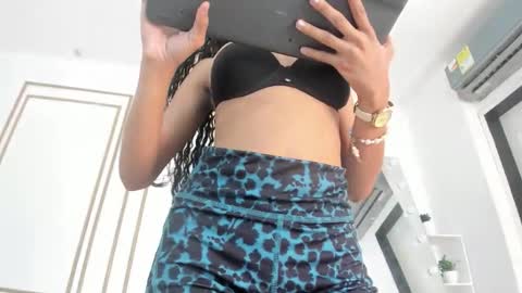 Cristina online show from February 2, 6:48 pm