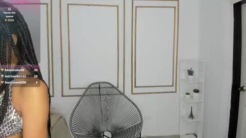 Cristina online show from September 25, 9:00 pm