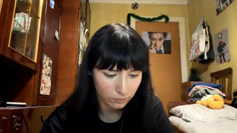 Mira online show from April 19, 9:17 pm