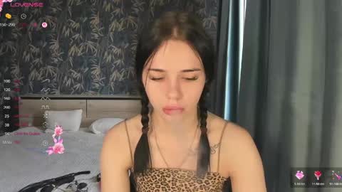 Ksenia online show from April 17, 8:06 am