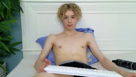 Kudi online show from November 7, 8:00 pm