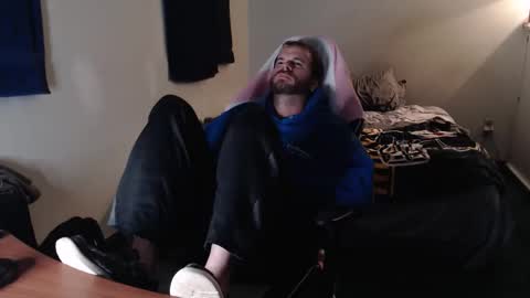 Kuggy online show from November 23, 1:14 am