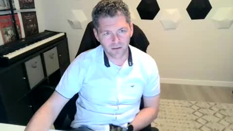 kukk_you online show from November 17, 10:12 pm