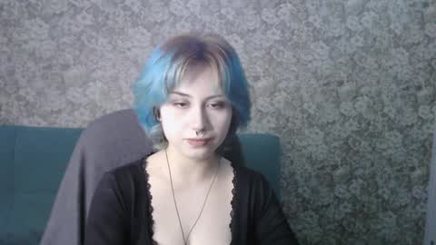 Alice online show from March 26, 2:33 pm