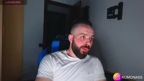 kumonass online show from April 3, 6:37 pm