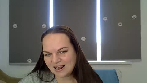 kurkuma_ online show from March 21, 1:27 pm