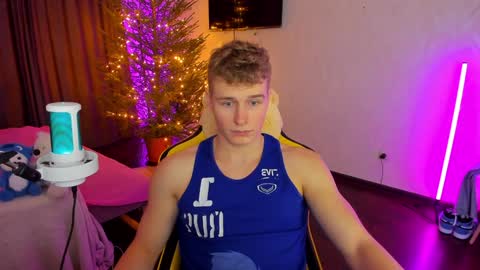 Snapshot of kurt_hanssen chatting on January 17, 7:16 pm kurt_hanssen online show from January 17, 7:16 pm